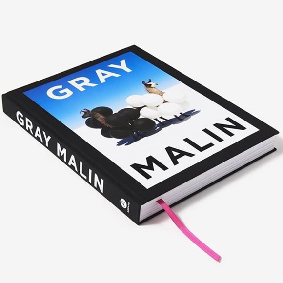 Gray Malin The Essential Photographs Coffee Table Book - Picture 1 of 14